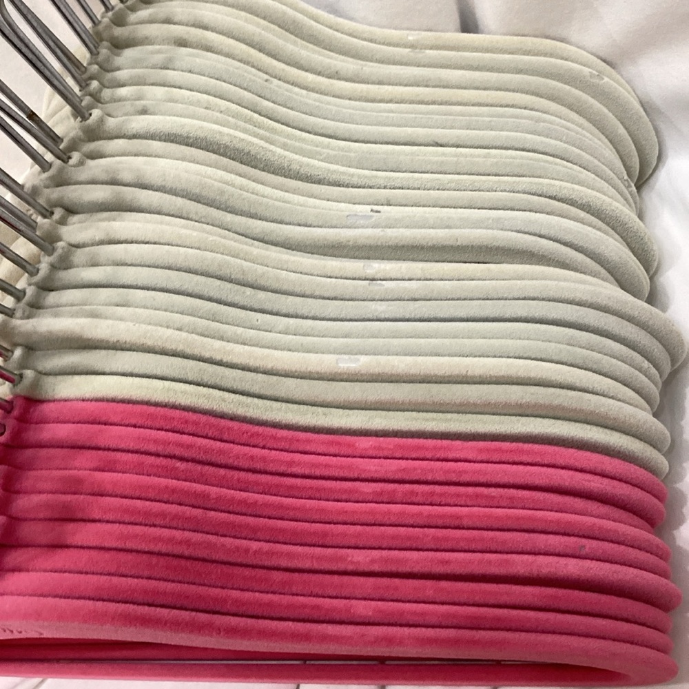 Joy Mangano (JM) Huggable Hangers, Set of 33 Pink and Neutral Velvet Hangers - Picture 6 of 8